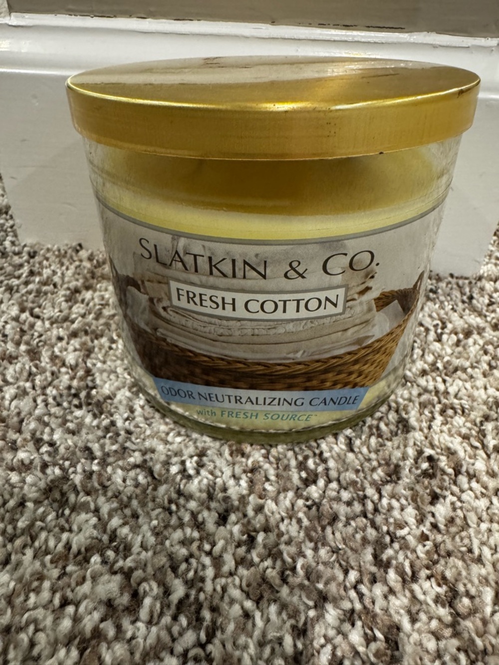 Fresh Cotton Odor Neutralizing Candle - Gold